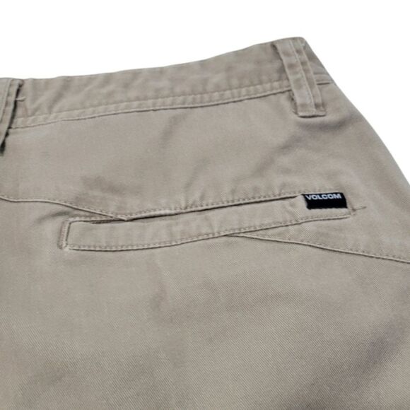 Volcom Shorts Size 34 W34"xL10" Men's Volcom Casual Shorts Chino Shorts Stretch - Picture 6 of 7